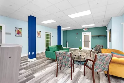 233 W Central St #1, Franklin, MA 02038 - Photo 8