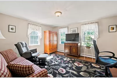 10 Wynnwood Cir, Bridgewater, MA 02324 - Photo 10