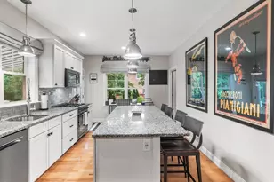 10 Charles View Ln, Medway, MA 02053 - Photo 6