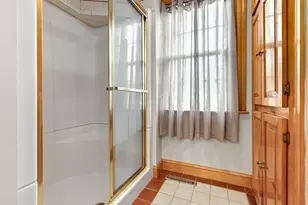 28 Grove St, Salem, MA 01970 - Photo 14