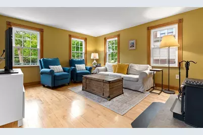 28 Grove St, Salem, MA 01970 - Photo 18