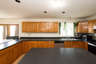 18A Kennebec St, Worcester, MA 01606 - Photo 8