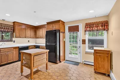 37 Leonard Street, Carver, MA 02330 - Photo 8