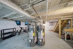 13 Hilton St, Framingham, MA 01702 - Photo 34