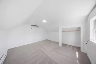 13 Hilton St, Framingham, MA 01702 - Photo 10