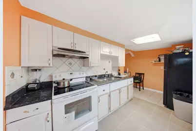 13 Hilton St, Framingham, MA 01702 - Photo 30