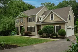 5 Merriam Ave, Shrewsbury, MA 01545 - Photo 2