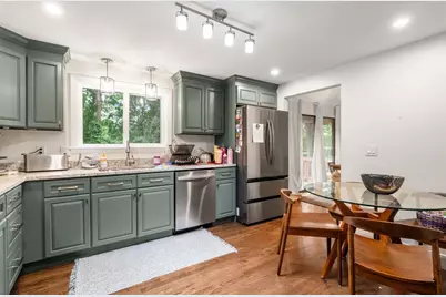 34 Parker Rd, Framingham, MA 01702 - Photo 2