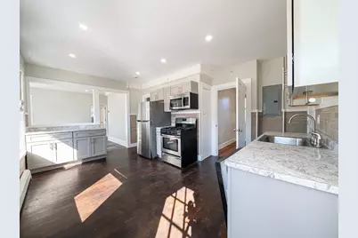 7 Cherry St #1, Lynn, MA 01902 - Photo 2