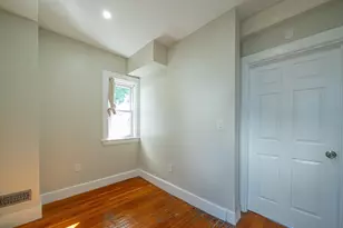 7 Cherry St, Lynn, MA 01902 - Photo 8