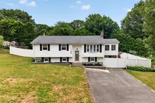 12 Clearwater Dr, Plymouth, MA 02360 - Photo 1