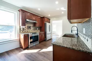 7 Cherry St, Lynn, MA 01902 - Photo 2