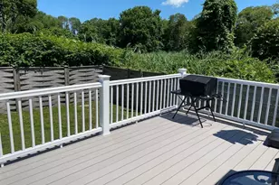 12 Baker Ave, Fairhaven, MA 02719 - Photo 10