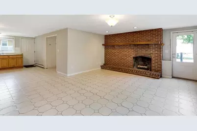 11 Main St, Wilmington, MA 01887 - Photo 4