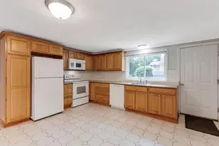 11 Main St, Wilmington, MA 01887 - Photo 6