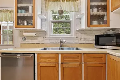 108 Kings Grant Road, Marlborough, MA 01752 - Photo 10