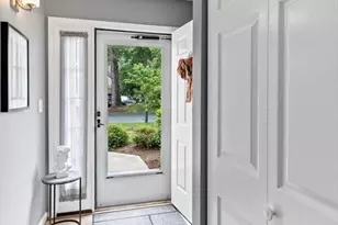 8 Teal Cir, Walpole, MA 02081 - Photo 6
