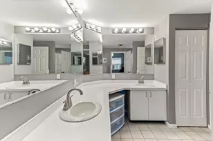 8 Teal Cir, Walpole, MA 02081 - Photo 30