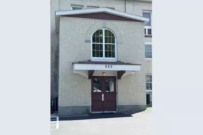 200 Rogers St #7, Lowell, MA 01852 - Photo 4