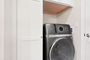 408 Suffolk St, Lowell, MA 01854 - Photo 12