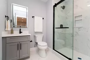 585 Washington St, Quincy, MA 02169 - Photo 8