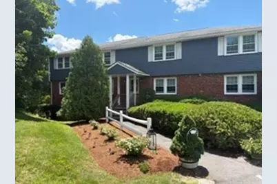 10 Zabriskie Dr #E, Newburyport, MA 01950 - Photo 2