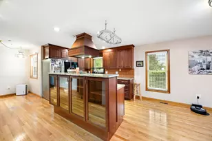 7 Margaret Dr, Wilbraham, MA 01095 - Photo 6