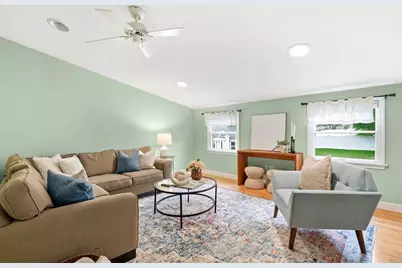 97 Hartwell Rd, Bedford, MA 01730 - Photo 8
