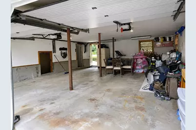 8 Rochelle St, Auburn, MA 01501 - Photo 26