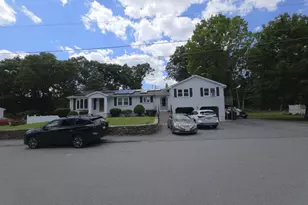 8 Rochelle St, Auburn, MA 01501 - Photo 1