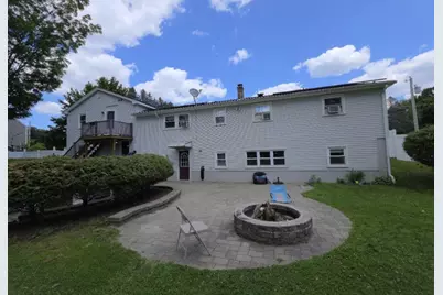 8 Rochelle St, Auburn, MA 01501 - Photo 4