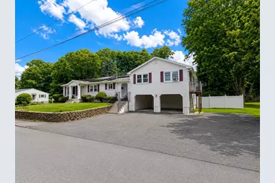 8 Rochelle St, Auburn, MA 01501 - Photo 2