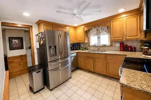 8 Rochelle St, Auburn, MA 01501 - Photo 8