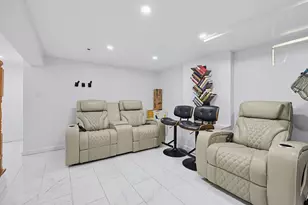 31 Hallron St, Boston, MA 02136 - Photo 20