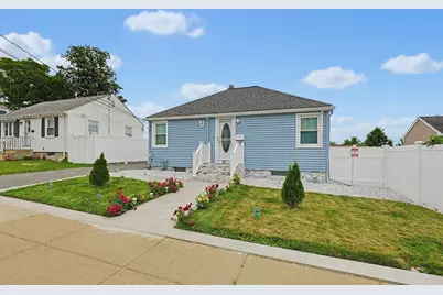 31 Hallron St, Boston, MA 02136 - Photo 2