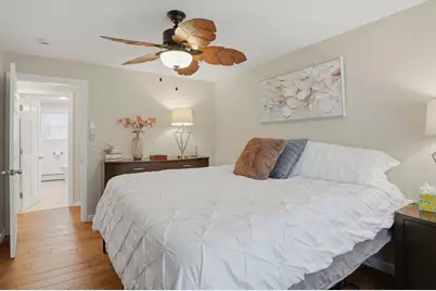 35 Alpine St, Millbury, MA 01527 - Photo 18