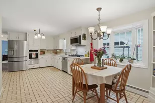 35 Alpine St, Millbury, MA 01527 - Photo 6