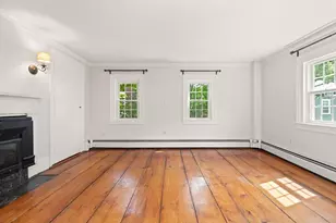 9 Lemon St, Salem, MA 01970 - Photo 12