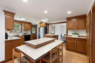 19 Colonial Dr, Arlington, MA 02474 - Photo 12