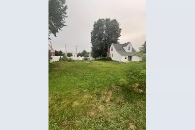17-19 Barrett St, Northampton, MA 01060 - Photo 8