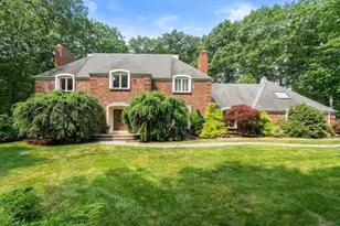 11 Fox Run Rd, Dover, MA 02030 - Photo 1