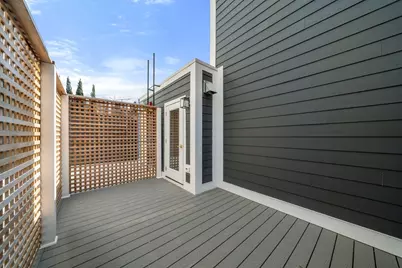 51 North Margin St #uph4, Boston, MA 02113 - Photo 18