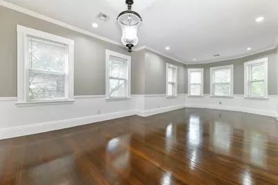 51 Wolcott Rd. #1, Brookline, MA 02467 - Photo 4