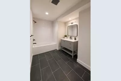 209 W Newton Street #1, Boston, MA 02116 - Photo 4