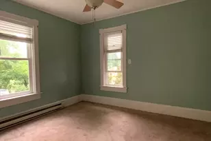 213 Locust St, Holyoke, MA 01040 - Photo 14