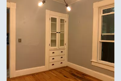 213 Locust St, Holyoke, MA 01040 - Photo 8