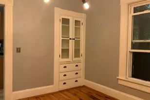 213 Locust St, Holyoke, MA 01040 - Photo 8