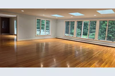 199 Country Dr, Weston, MA 02493 - Photo 6