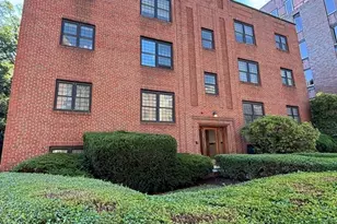 159 St Paul St, Brookline, MA 02446 - Photo 12