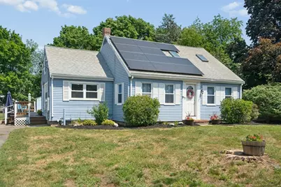 92 Union Street, West Bridgewater, MA 02379 - Photo 2